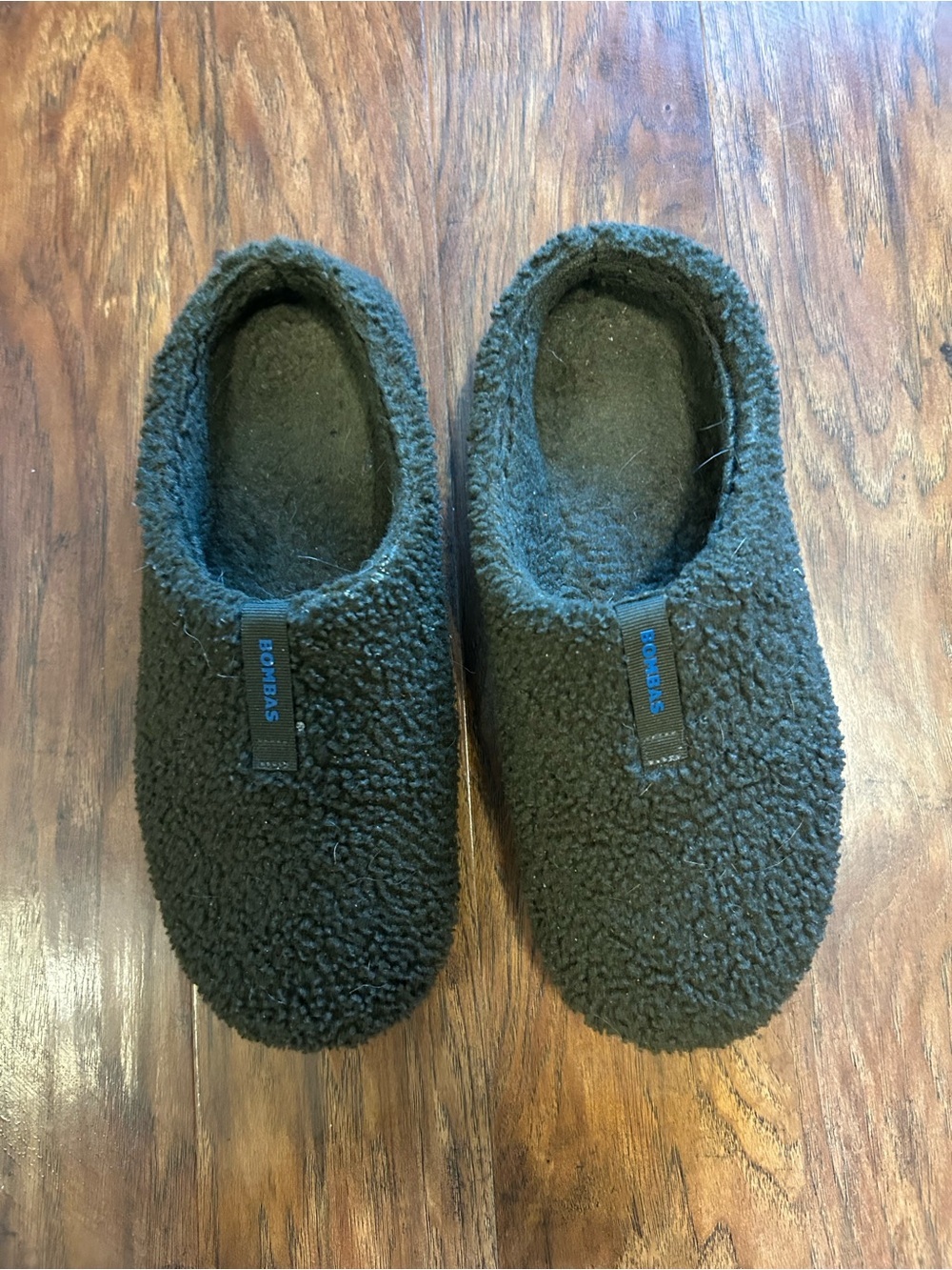 Bombas Great Black Sherpa Clog Slippers Fuzzy Perfect for Fall Winter - Picture 2 of 4